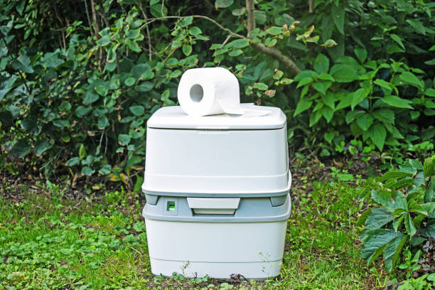 Best Porta potty rental near me  in Madera, CA