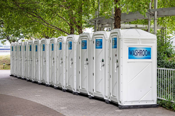 Porta potty delivery and setup in Madera, CA