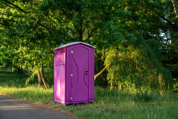 Best Porta potty delivery and setup  in Madera, CA